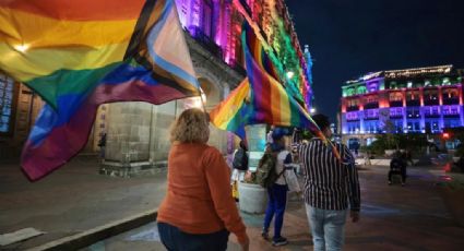 Por Día Internacional de lucha contra la homofobia, edificios capitalinos se iluminan de colores