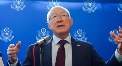 Llama Ken Salazar a unir esfuerzos para encontrar soluciones duraderas para manejar la migración