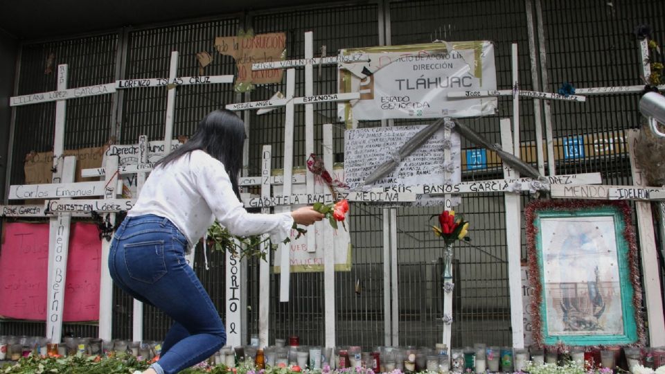 Comunidad de la UACM realizó una manifestación en conmemoración de las víctimas de la L12.