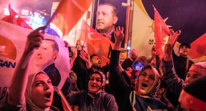 Recep Tayyip Erdogan gana reelección en Turquía, pero vaticina turbulencias económicas