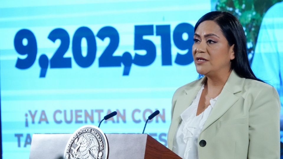 Ariadna Montiel Reyes durante el informe de programas del Bienestar.