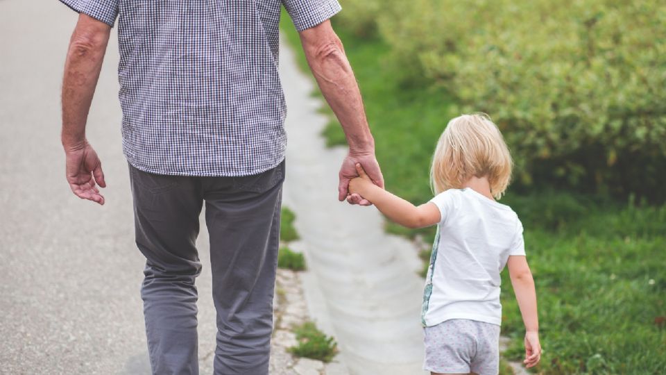 La figura paterna influye de diversas maneras en la formación sus hijos.