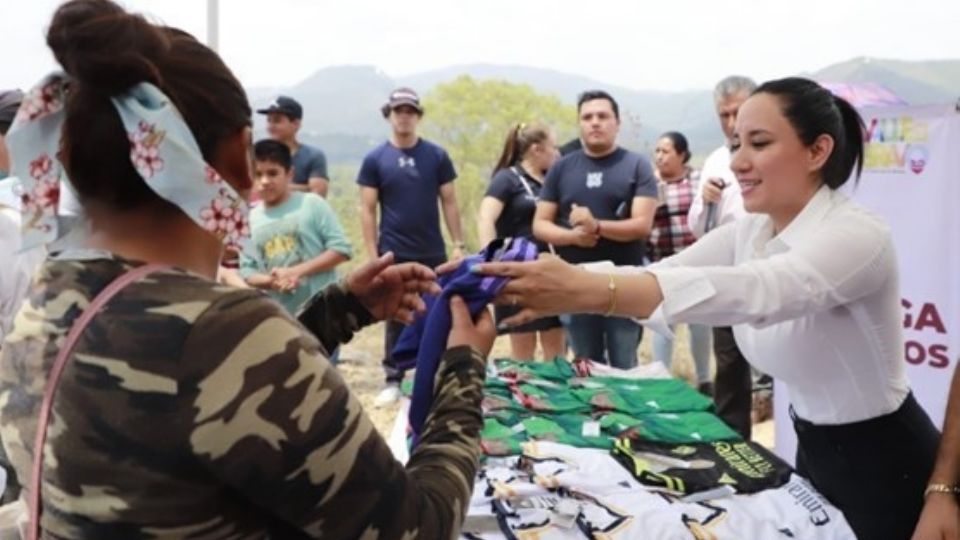 Allegados al partido esperan que la gobernadora incluya en su círculo cercano a personas honestas.