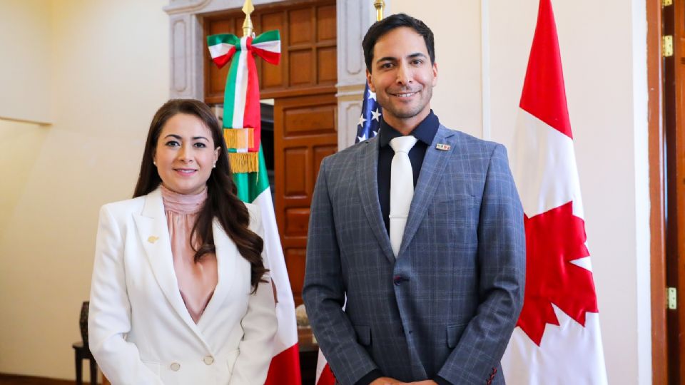 La gobernadora de Aguascalientes, Tere Jiménez, sostuvo un encuentro con el presidente de la Cámara de Comercio Internacional Canadá-Estados Unidos-México, Víctor Rosales.