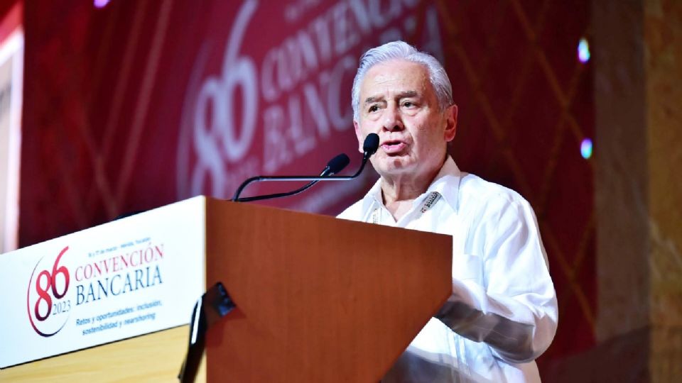 Jesús de la Fuente, presidente de la CNBV.