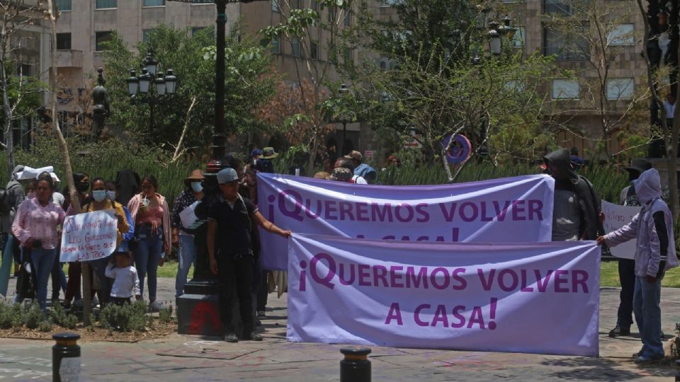 La habitante de esta zona, detalló que ni las protestas pacificas que realizan han hecho que las autoridades los volteen a ver.