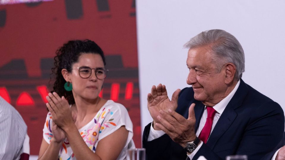 La funcionaria es cercana a AMLO.