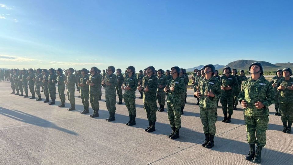 Sedena envía elementos de refuerzo a seguridad en Culiacán, Sinaloa.