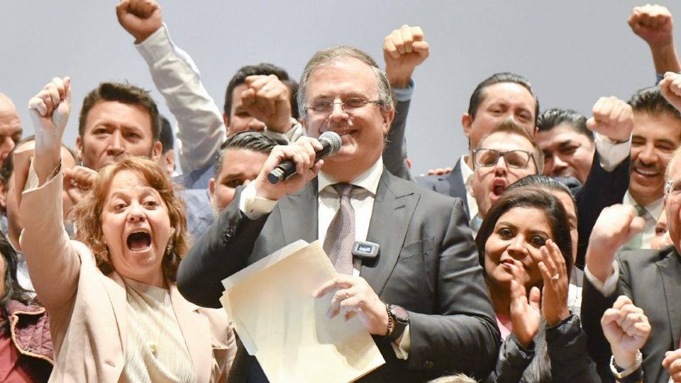 Marcelo Ebrard, presenta su plan de salud.