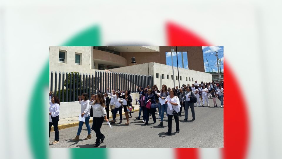 Renuncia masiva en el PRI: Un grupo de mujeres dejan sus puestos debido a la violencia.