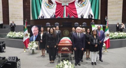 Despiden en San Lázaro a Muñoz Ledo