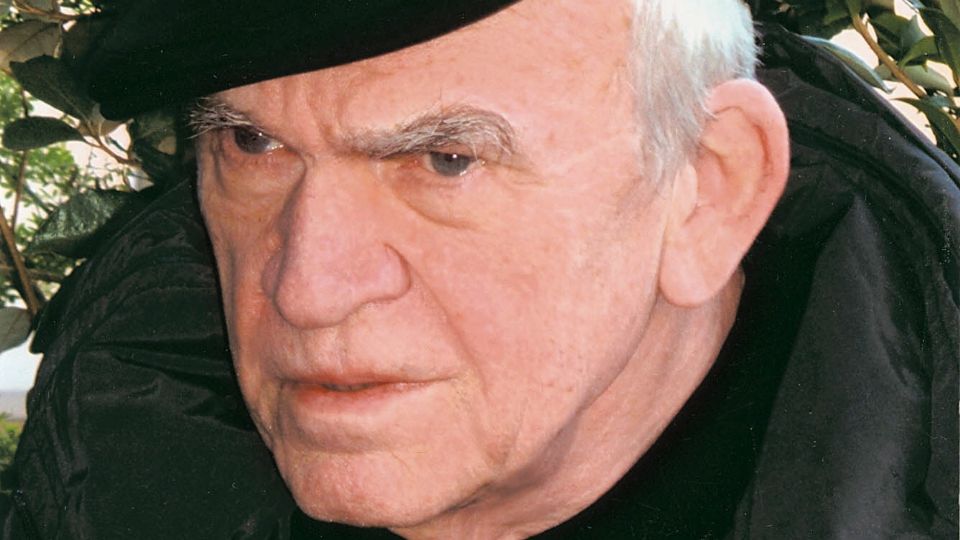 Fallece Milan Kundera a los 94 años, el escritor checo más popular desde Franz Kafka.
