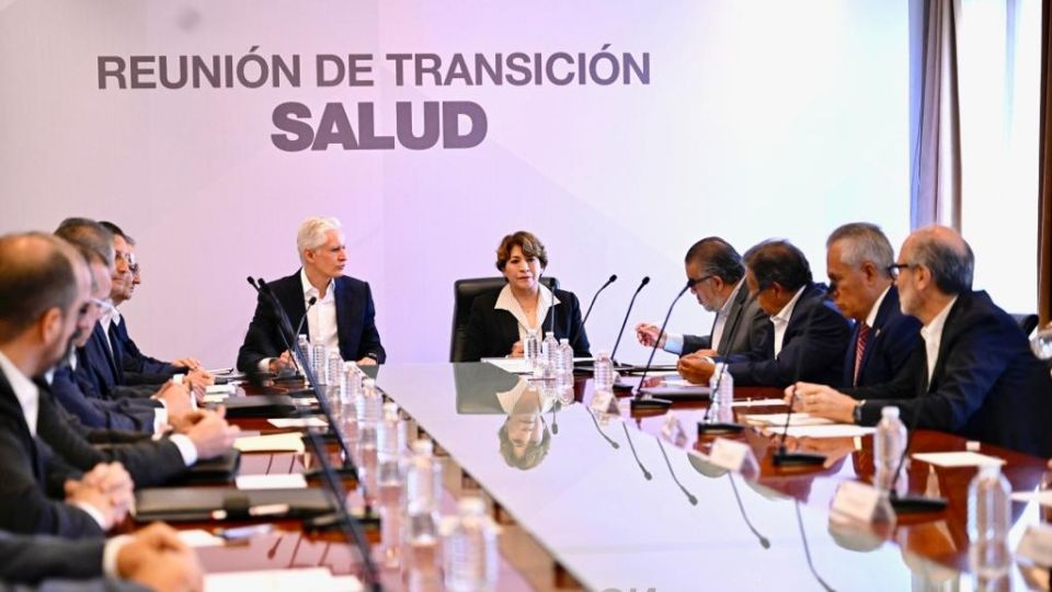 Delfina Gómez, gobernadora electa del Edomex y Alfredo del Mazo, gobernador constitucional, durante la segunda reunión de transición.