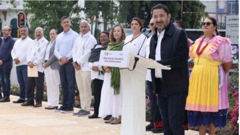 El jefe de gobierno consideró que este es un día de alegría para los pueblos, las comunidades y las mujeres indígenas.