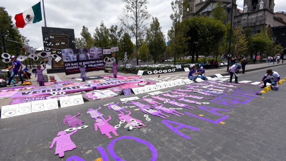 Madres de víctimas de feminicidio y sobrevivientes de violencia feminicidas protestaron.