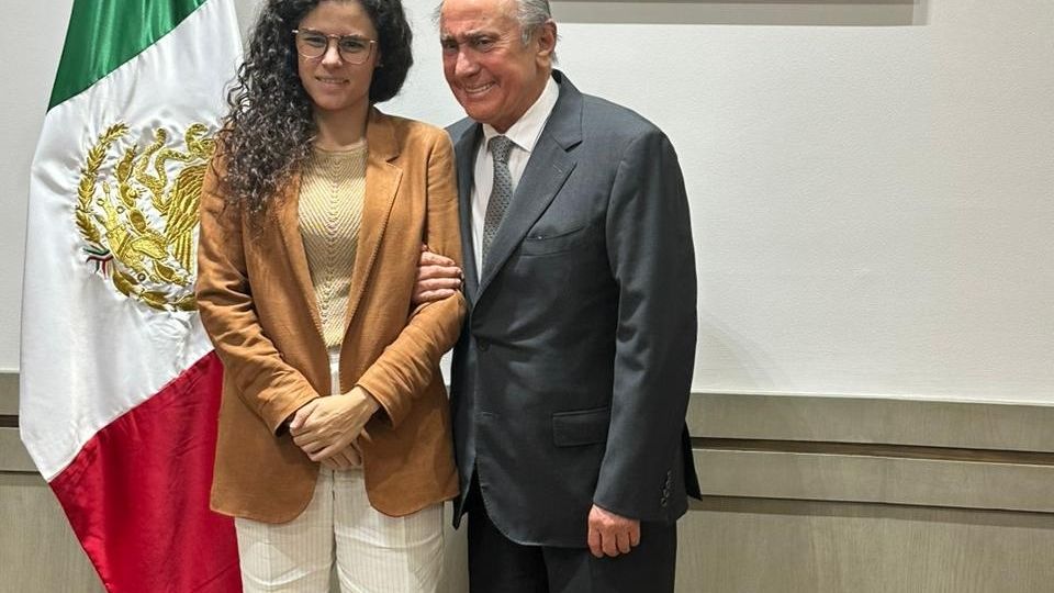 El líder nacional de la FSTSE y la titular de Gobernación, Luisa María Alcalde se reunieron para ratificar la relación institucional entre ambas instituciones.