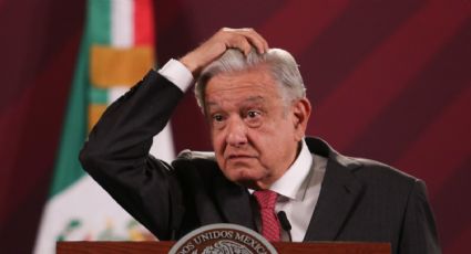 AMLO reconoce errores en los libros de texto; afirma que son 'muy pocos'