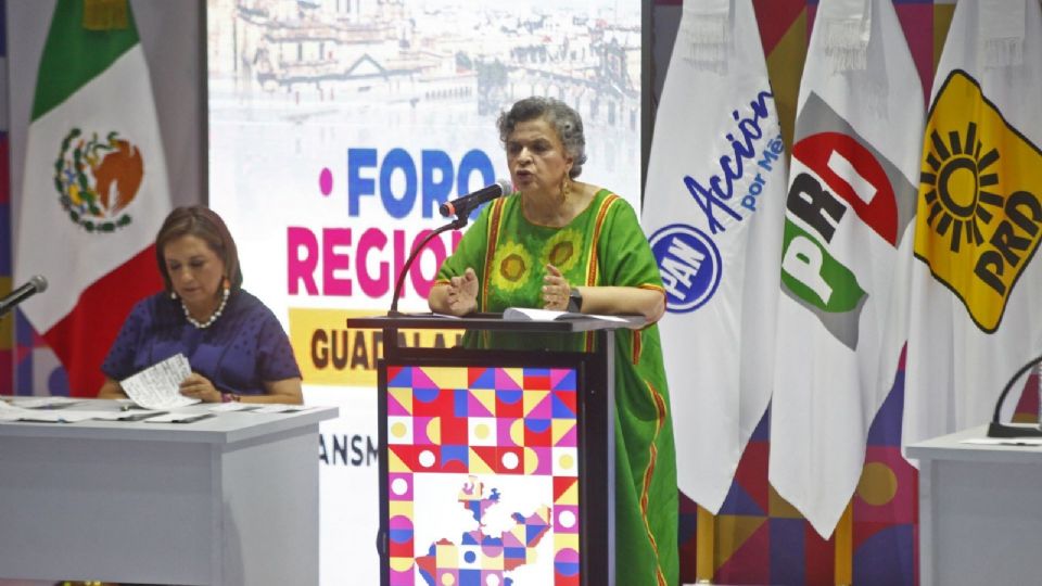 “Foro de Diálogo para la construcción del Frente Amplio por México”.