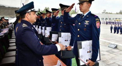 Se gradúan nuevos oficiales de la Fuerza Aérea Mexicana