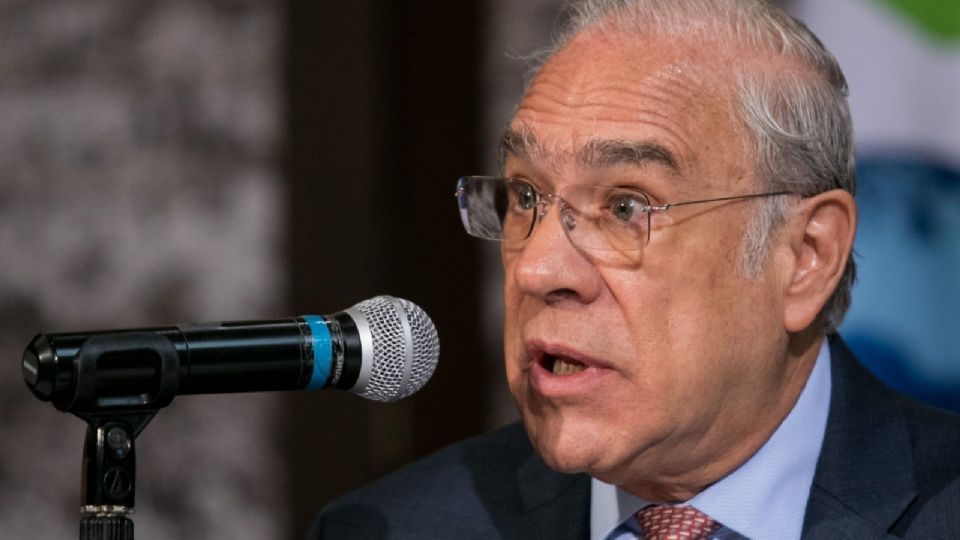 También es de lamentar el “choque” entre el Ejecutivo y el Judicial, dijo.
