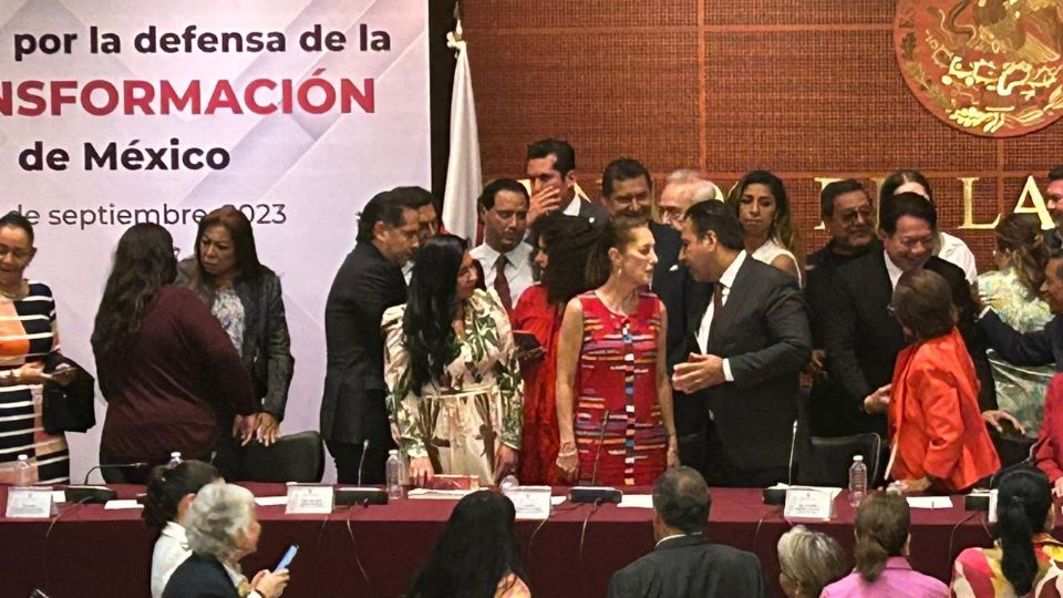 Senadores afines a Marcelo Ebrard se ausentaron de la reunión con Claudia Sheinbaum.