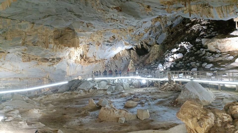 Grutas de Bustamante, Nuevo Leoón