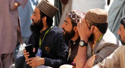 Atentados suicidas en mezquitas de Pakistán dejan al menos 52 muertos y 50 heridos