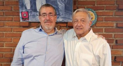 López Obrador saluda al presidente electo de Guatemala