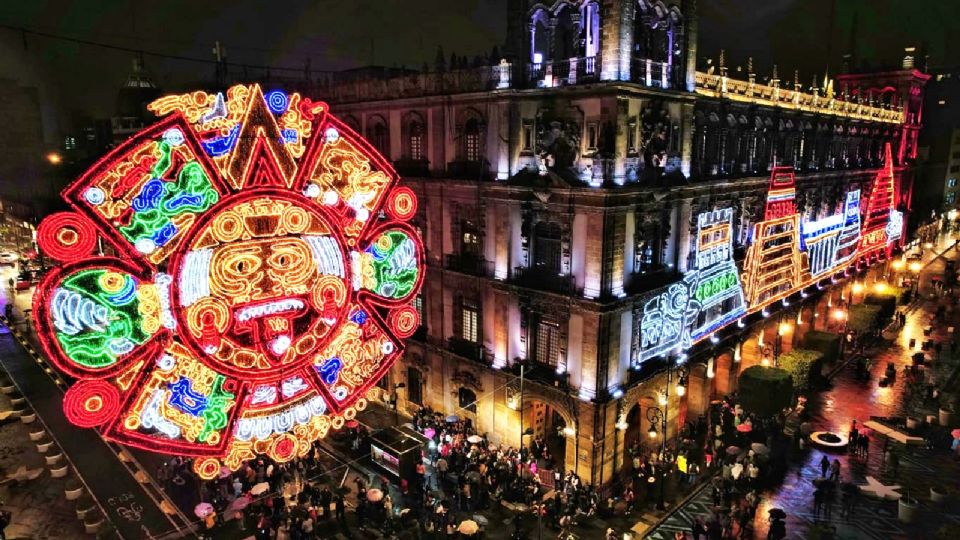 Alumbrado por Independencia de México.