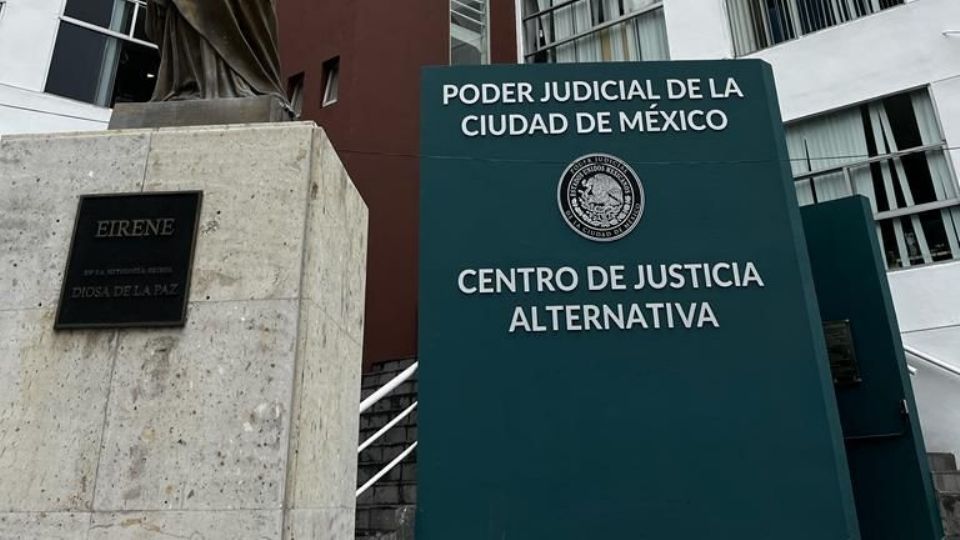 Se planteó la importancia de encontrar salida alterna a las controversias legales.