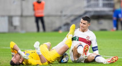 Cristiano Ronaldo da fuerte patada a portero de Eslovaquia; así fue | VIDEO