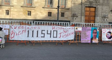 Protestan afuera de Palacio Nacional buscadoras de desaparecidos
