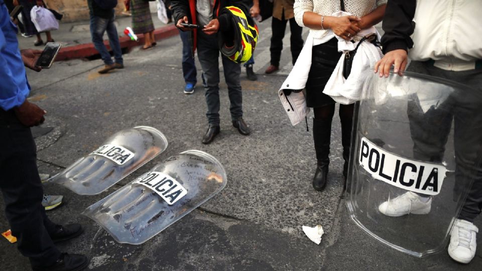 Manifestantes se enfrentaron a la policía en Guatemala.