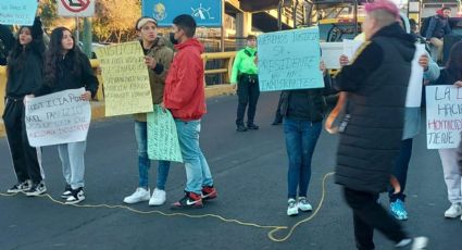 Retiran manifestación que bloqueaba acceso a la T1 del AICM