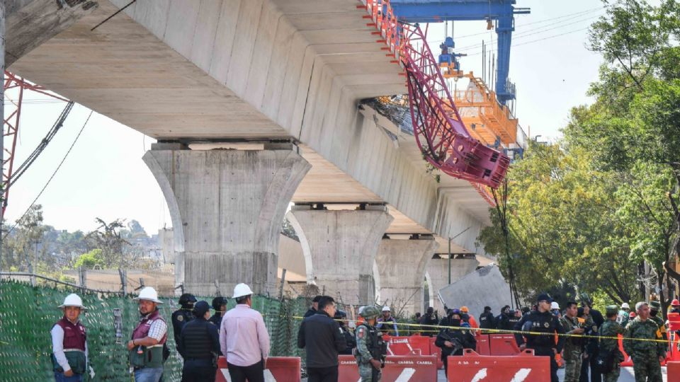 Se cayó una dovela en el Tren Interurbano.