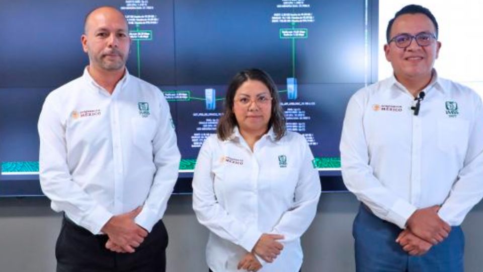 Centro de Monitoreo Tecnológico de IMSS opera las 24 horas del día.