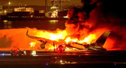 Avión de Japan Airlines se incendia en Tokio tras chocar con otro; hay cinco muertos