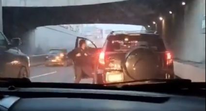 Hombre golpea a conductor en la avenida Garza Sada en Monterrey