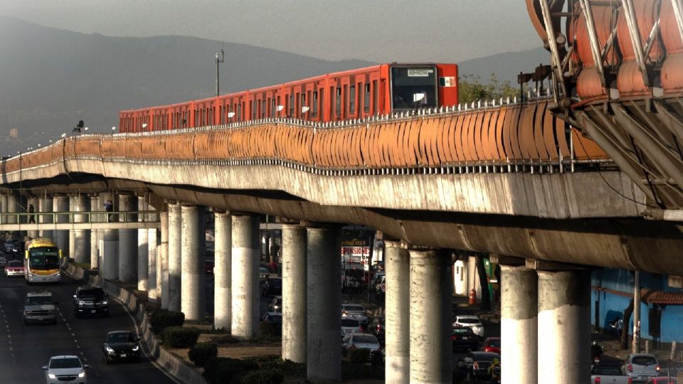 la empresa CRRC será sancionada con mil 500 millones de pesos por retrasos en la renovación de la Línea 1 del Metro.