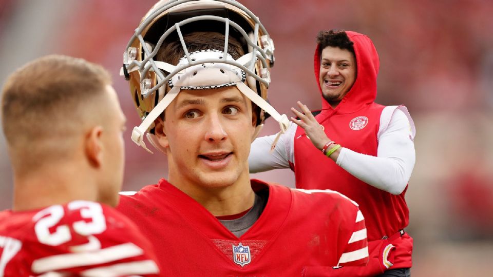 Brock Purdy y Patrick Mahomes, mariscales de campo.