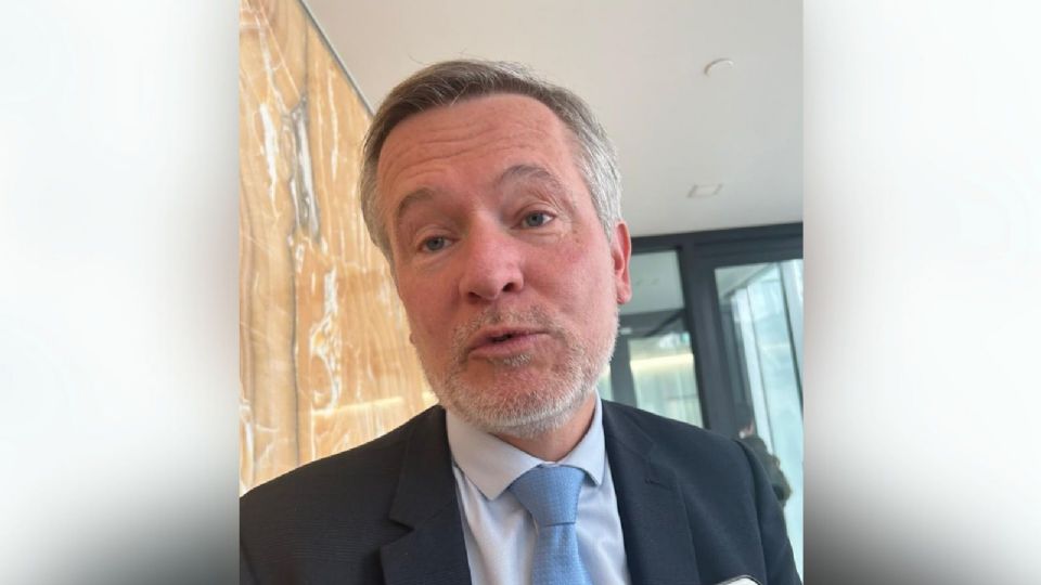 El diplomático europeo comentó que están pidiendo a México que regule los sectores de su economía.