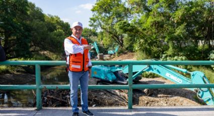 Héctor García inicia desazolve del Arroyo Las Tinajas tras 18 años de peticiones vecinales