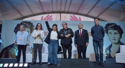 La Jefa de Gobierno anuncia la construcción de 100 librerías en la CDMX