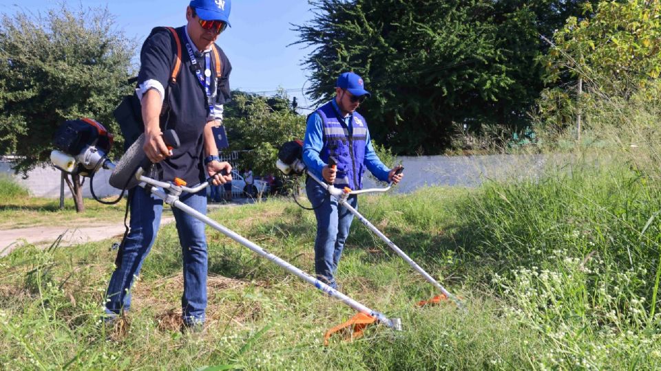 Más de 400 jóvenes se suman a la limpieza de escuelas en San Nicolás para prevenir el dengue