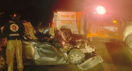 Choque en carretera a Saltillo deja tres muertos y un herido en Santa Catarina