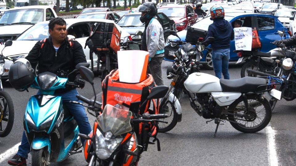 Los inconformes entregaron un pliego de peticiones en la citada dependencia en espera de que se resuelvan sus demandas.