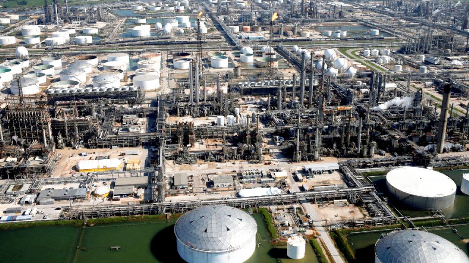 Instalaciones de la refinería Deer Park en Texas, propiedad de Pemex, donde hubo una fuga de gas.