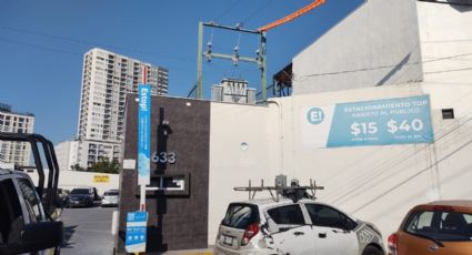 Trabajador de empresa de internet sufre descarga eléctrica en Monterrey