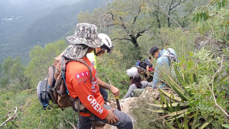 Elementos de Protección Civil del Estado se encuentran en búsqueda de los senderistas.