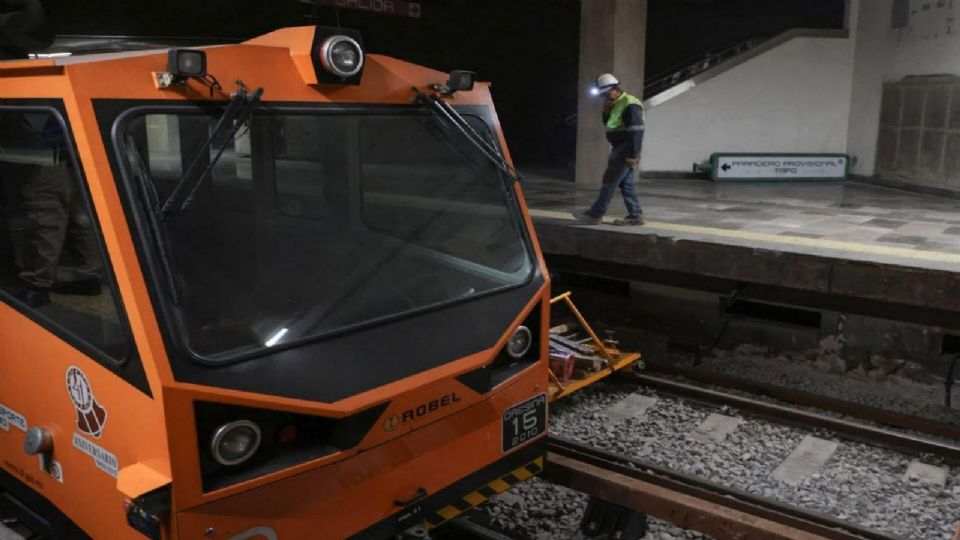 La 'marcha segura' en el Metro CDMX es una medida que se toma para proteger a los usuarios de la corriente eléctrica en época de lluvias.